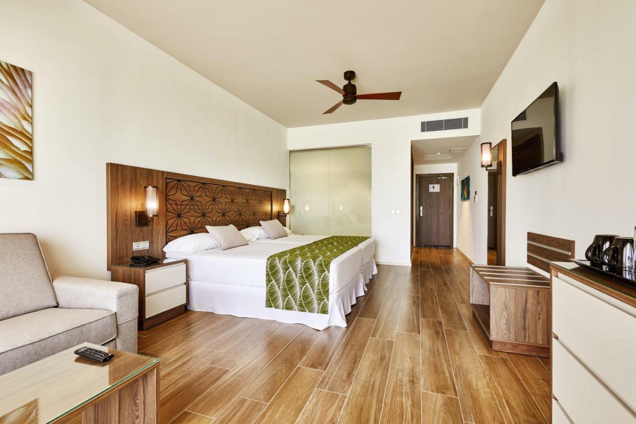 Riu Atoll Hotel